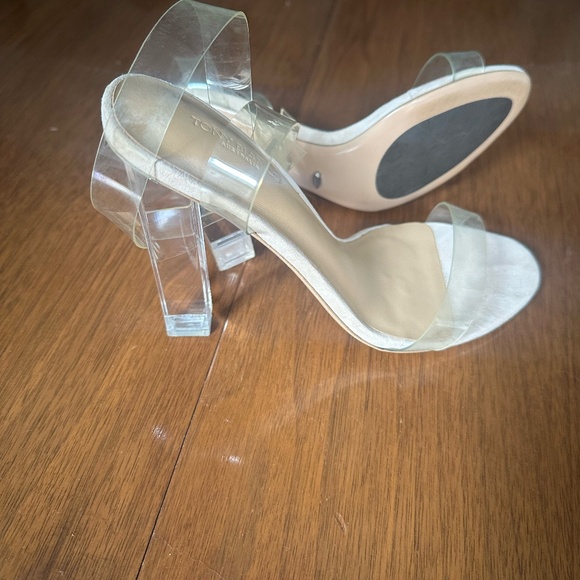 Tony Bianco Kiki Heels in Clear Vynalite & Blush Size 7 Ankle Strap Cinderella - Picture 4 of 6